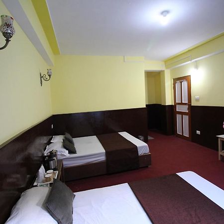Delight Royal Lachen Dış mekan fotoğraf
