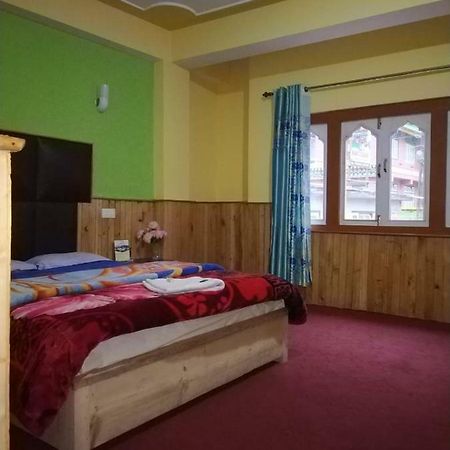 Delight Royal Lachen Dış mekan fotoğraf