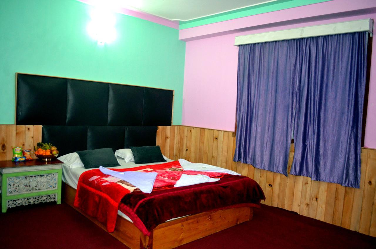 Delight Royal Lachen Dış mekan fotoğraf