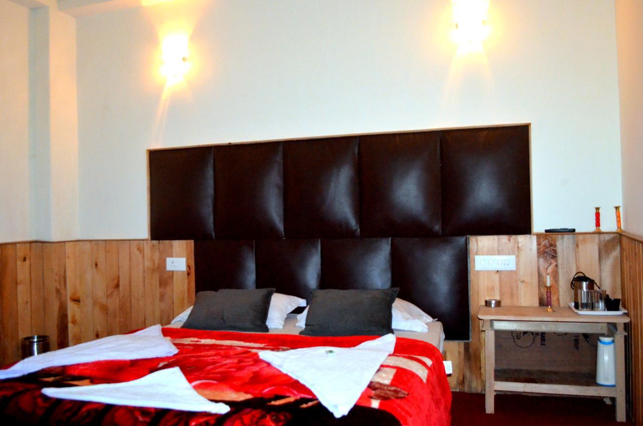 Delight Royal Lachen Dış mekan fotoğraf