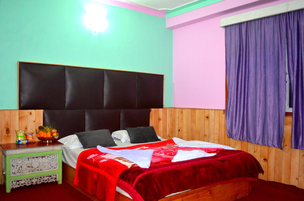 Delight Royal Lachen Dış mekan fotoğraf
