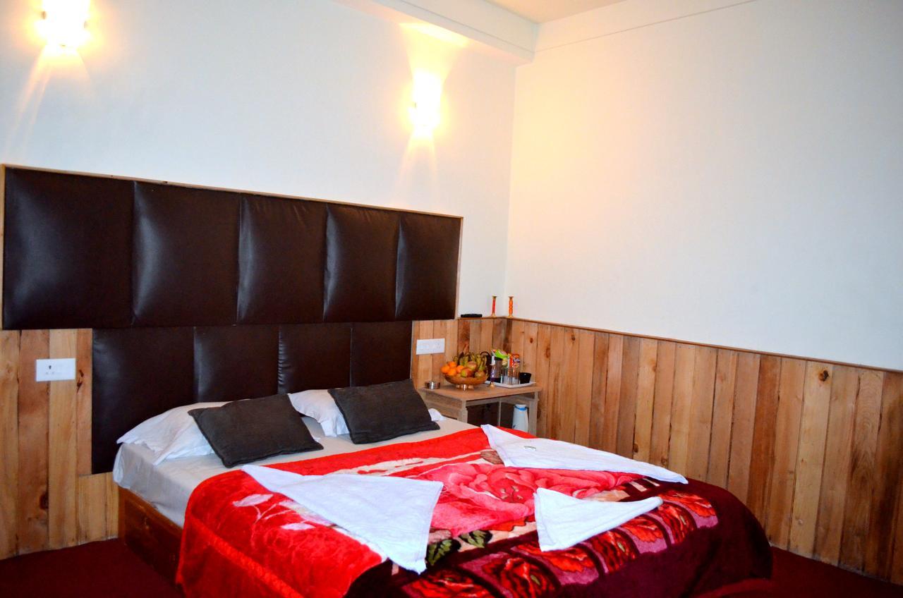Delight Royal Lachen Dış mekan fotoğraf