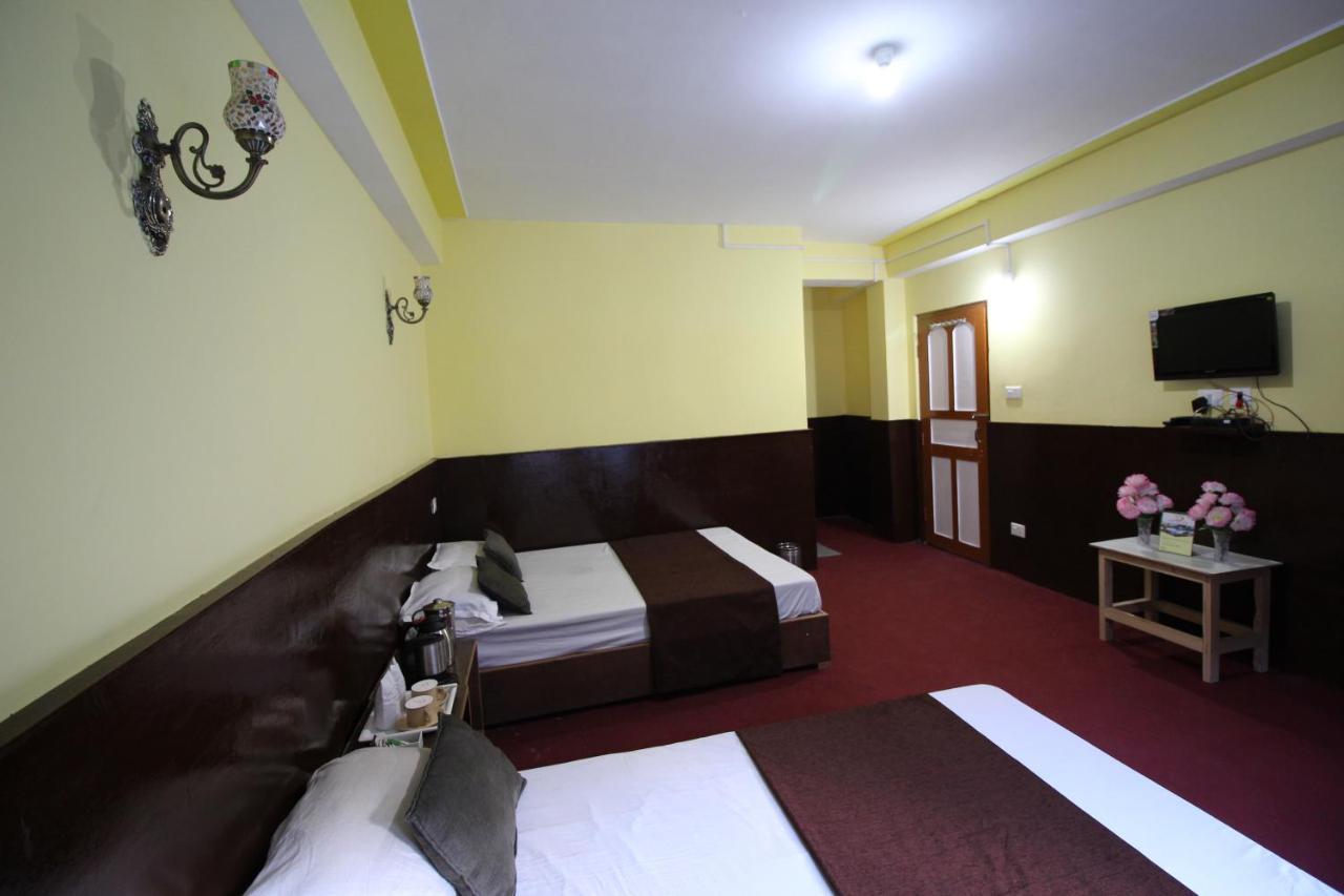 Delight Royal Lachen Dış mekan fotoğraf