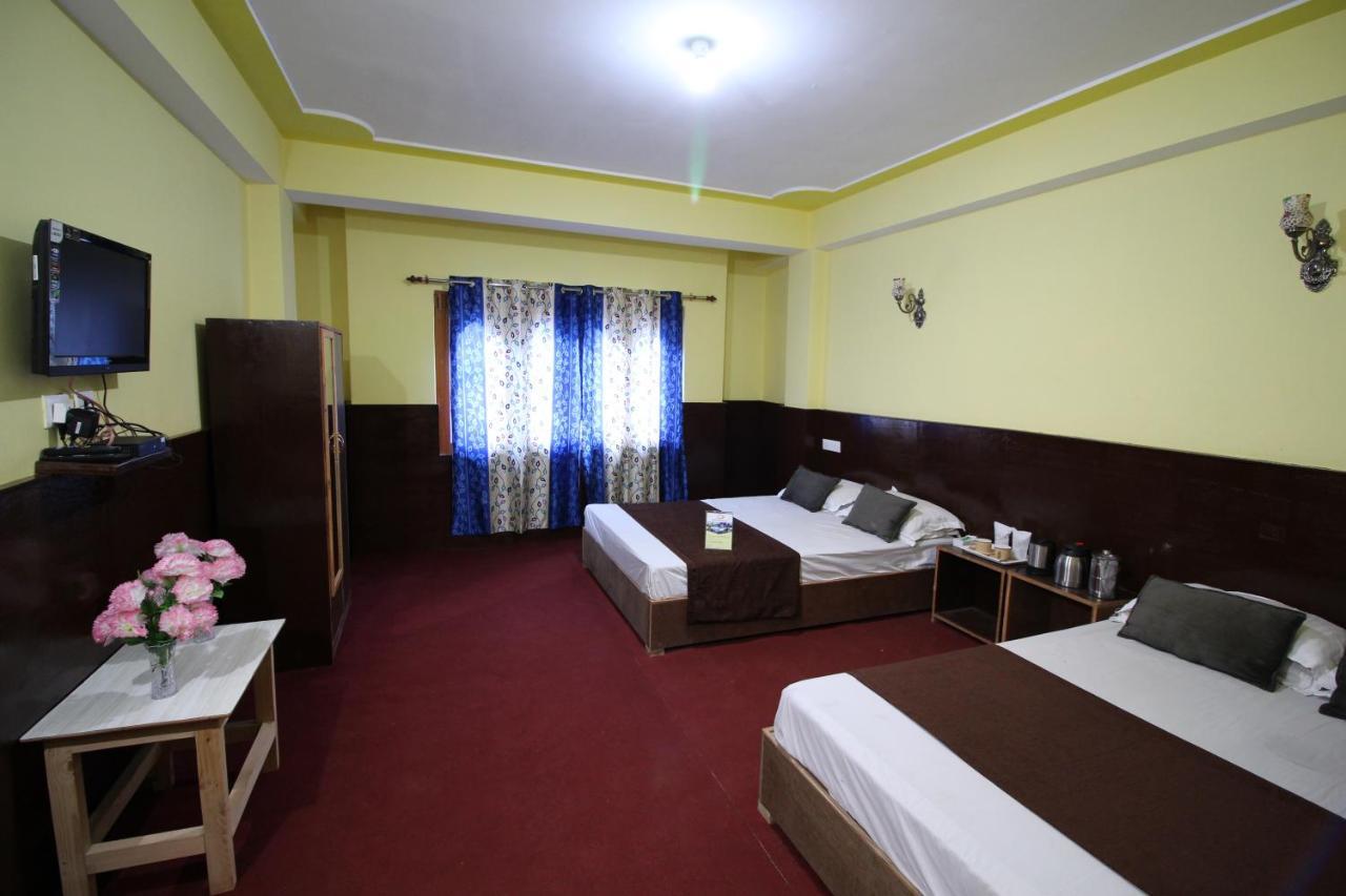 Delight Royal Lachen Dış mekan fotoğraf