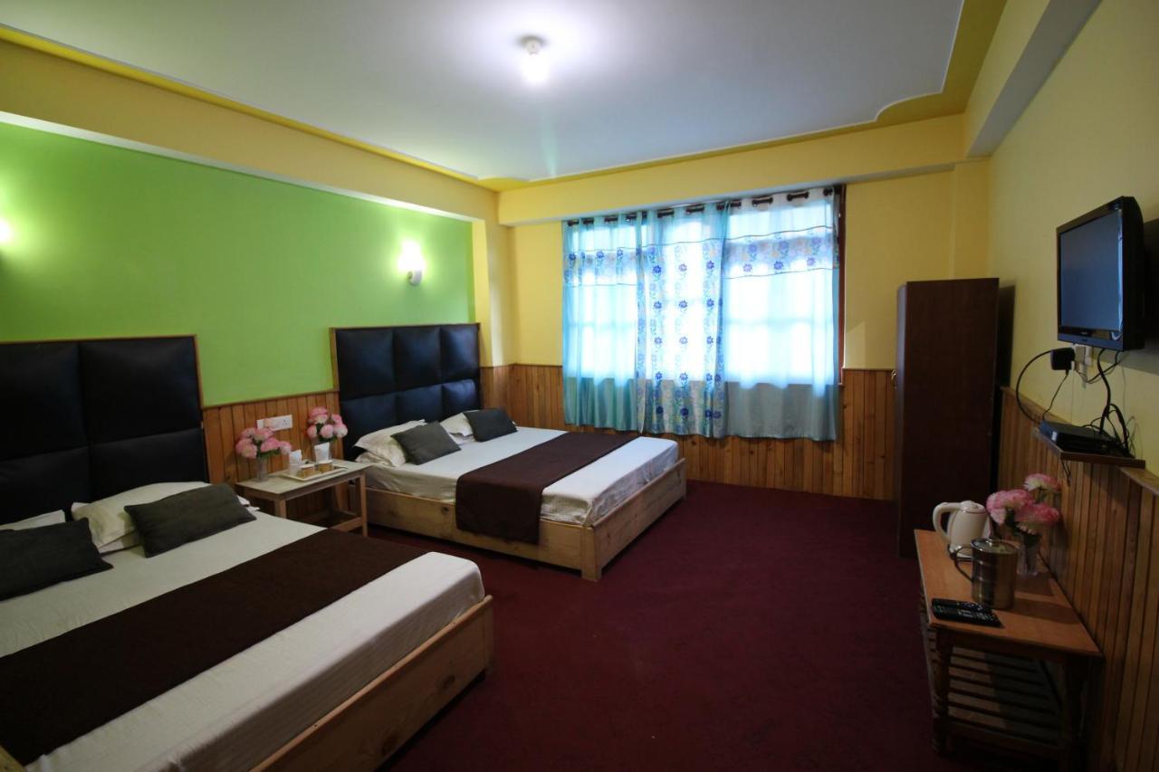 Delight Royal Lachen Dış mekan fotoğraf